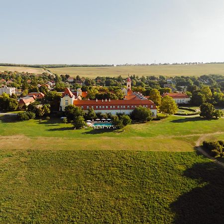 Hotel Chateau Bela Dış mekan fotoğraf